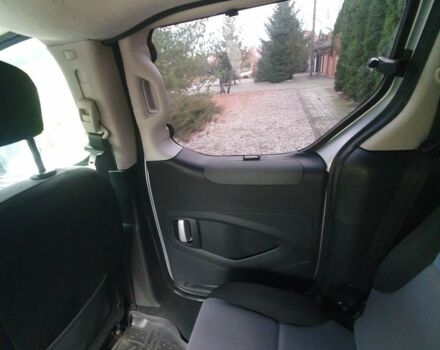 Серый Пежо Partner, объемом двигателя 1.6 л и пробегом 158 тыс. км за 8500 $, фото 21 на Automoto.ua