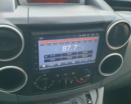 Серый Пежо Partner, объемом двигателя 1.6 л и пробегом 158 тыс. км за 8500 $, фото 14 на Automoto.ua