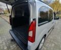 Серый Пежо Partner, объемом двигателя 1.6 л и пробегом 158 тыс. км за 8500 $, фото 18 на Automoto.ua
