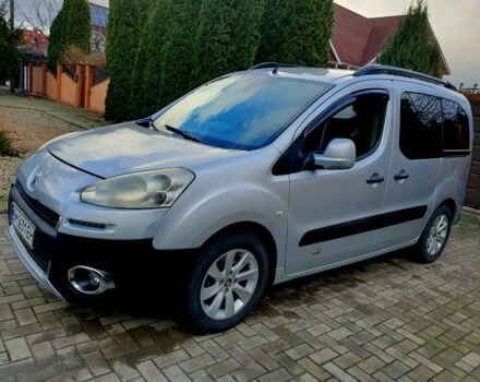 Серый Пежо Partner, объемом двигателя 1.6 л и пробегом 158 тыс. км за 8500 $, фото 17 на Automoto.ua