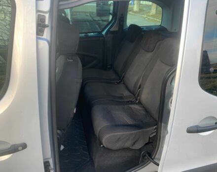 Сірий Пежо Partner, об'ємом двигуна 1.6 л та пробігом 237 тис. км за 9000 $, фото 7 на Automoto.ua