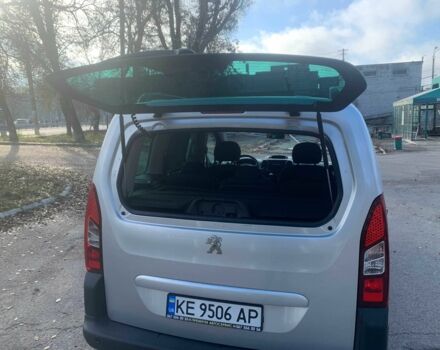 Сірий Пежо Partner, об'ємом двигуна 1.6 л та пробігом 237 тис. км за 9000 $, фото 6 на Automoto.ua