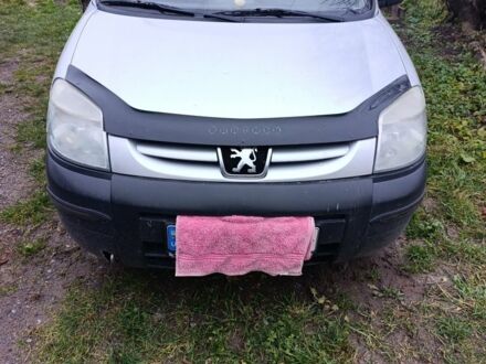 Сірий Пежо Partner, об'ємом двигуна 2 л та пробігом 320 тис. км за 3350 $, фото 1 на Automoto.ua