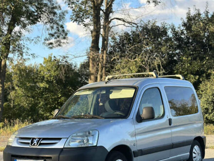 Сірий Пежо Partner, об'ємом двигуна 1.87 л та пробігом 269 тис. км за 3500 $, фото 1 на Automoto.ua