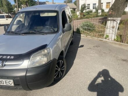 Серый Пежо Partner, объемом двигателя 1.9 л и пробегом 300 тыс. км за 2250 $, фото 1 на Automoto.ua
