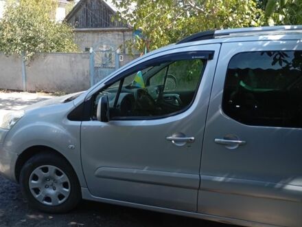 Серый Пежо Partner, объемом двигателя 1.6 л и пробегом 298 тыс. км за 7500 $, фото 1 на Automoto.ua