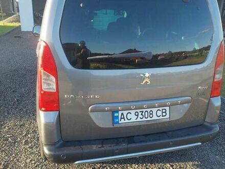 Серый Пежо Partner, объемом двигателя 1.6 л и пробегом 310 тыс. км за 8000 $, фото 1 на Automoto.ua