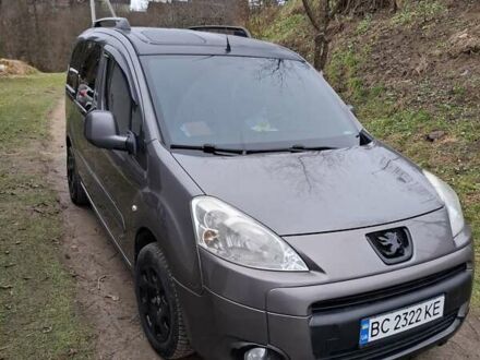 Серый Пежо Partner, объемом двигателя 1.6 л и пробегом 273 тыс. км за 7400 $, фото 1 на Automoto.ua