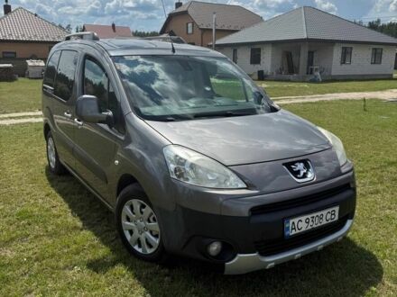 Серый Пежо Partner, объемом двигателя 1.6 л и пробегом 310 тыс. км за 7600 $, фото 1 на Automoto.ua
