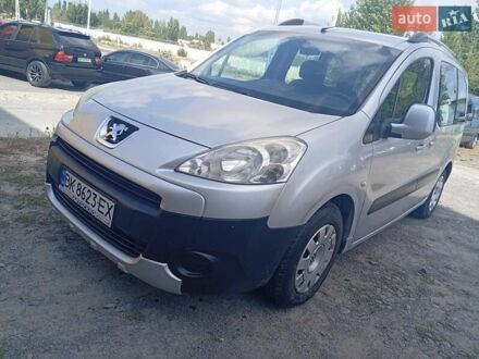 Серый Пежо Partner, объемом двигателя 1.56 л и пробегом 224 тыс. км за 7400 $, фото 1 на Automoto.ua