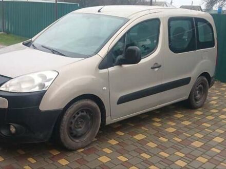 Серый Пежо Partner, объемом двигателя 1.6 л и пробегом 299 тыс. км за 4300 $, фото 1 на Automoto.ua