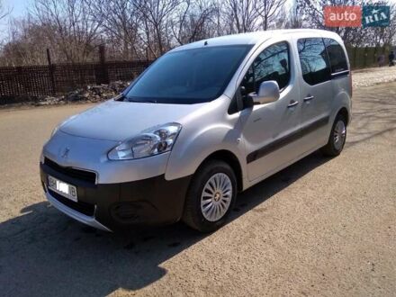 Пежо Partner 2013 в Одессе на Automoto.ua Серый Пежо Partner, объемом двигателя 1.56 л и пробегом 205 тыс. км за 8500 $, фото 1 на Automoto.ua