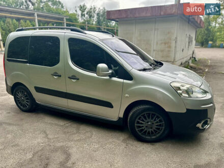 Сірий Пежо Partner, об'ємом двигуна 1.6 л та пробігом 260 тис. км за 9200 $, фото 1 на Automoto.ua
