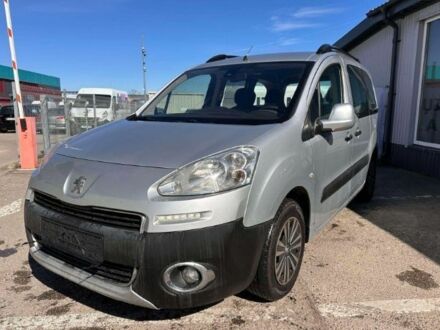 Пежо Partner 2013 у Луцьку на Automoto.ua Сірий Пежо Partner, об'ємом двигуна 1.6 л та пробігом 246 тис. км за 8100 $, фото 1 на Automoto.ua