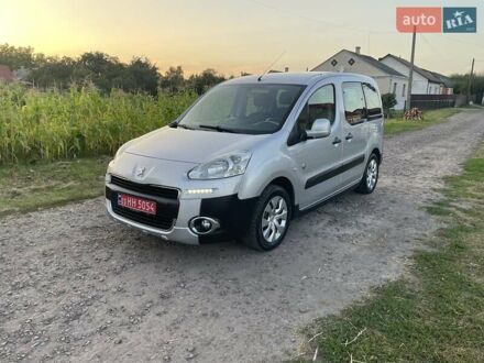Серый Пежо Partner, объемом двигателя 1.6 л и пробегом 224 тыс. км за 9900 $, фото 1 на Automoto.ua