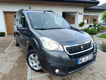 Сірий Пежо Partner, об'ємом двигуна 1.56 л та пробігом 146 тис. км за 7770 $, фото 1 на Automoto.ua