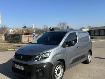 Серый Пежо Partner, объемом двигателя 1.5 л и пробегом 236 тыс. км за 11000 $, фото 1 на Automoto.ua