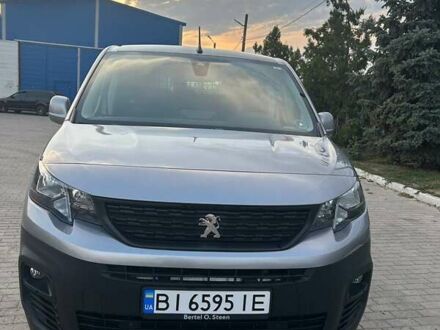 Сірий Пежо Partner, об'ємом двигуна 1.5 л та пробігом 69 тис. км за 16800 $, фото 1 на Automoto.ua
