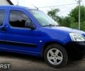 Синий Пежо Partner, объемом двигателя 1.6 л и пробегом 207 тыс. км за 4200 $, фото 1 на Automoto.ua