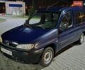 Синий Пежо Partner, объемом двигателя 1.36 л и пробегом 350 тыс. км за 2800 $, фото 1 на Automoto.ua