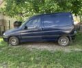 Синий Пежо Partner, объемом двигателя 1.9 л и пробегом 350 тыс. км за 1800 $, фото 1 на Automoto.ua