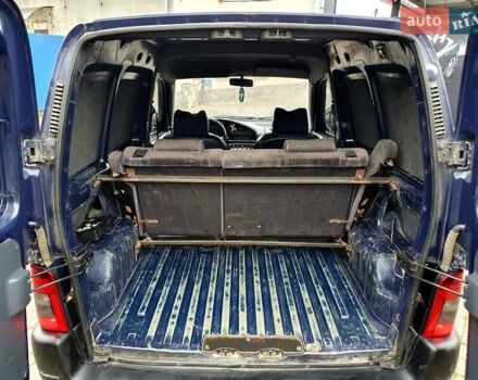 Синий Пежо Partner, объемом двигателя 1.91 л и пробегом 222 тыс. км за 1500 $, фото 18 на Automoto.ua