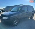 Синий Пежо Partner, объемом двигателя 1.9 л и пробегом 390 тыс. км за 1600 $, фото 1 на Automoto.ua