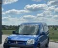 Синий Пежо Partner, объемом двигателя 1.56 л и пробегом 300 тыс. км за 3500 $, фото 1 на Automoto.ua