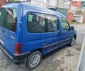 Синий Пежо Partner, объемом двигателя 1.87 л и пробегом 295 тыс. км за 3800 $, фото 4 на Automoto.ua