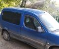 Синий Пежо Partner, объемом двигателя 1.9 л и пробегом 300 тыс. км за 3900 $, фото 2 на Automoto.ua