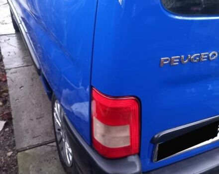 Синій Пежо Partner, об'ємом двигуна 1.6 л та пробігом 230 тис. км за 4650 $, фото 3 на Automoto.ua