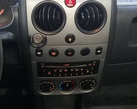 Синій Пежо Partner, об'ємом двигуна 1.6 л та пробігом 230 тис. км за 4650 $, фото 8 на Automoto.ua