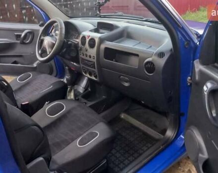 Синій Пежо Partner, об'ємом двигуна 1.6 л та пробігом 230 тис. км за 4650 $, фото 5 на Automoto.ua
