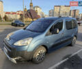 Синий Пежо Partner, объемом двигателя 1.56 л и пробегом 286 тыс. км за 5250 $, фото 1 на Automoto.ua