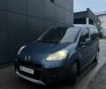 Синий Пежо Partner, объемом двигателя 1.6 л и пробегом 306 тыс. км за 6700 $, фото 1 на Automoto.ua
