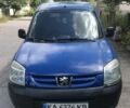 Синий Пежо Partner, объемом двигателя 1.4 л и пробегом 244 тыс. км за 2800 $, фото 1 на Automoto.ua