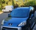 Синий Пежо Partner, объемом двигателя 1.6 л и пробегом 285 тыс. км за 6200 $, фото 1 на Automoto.ua