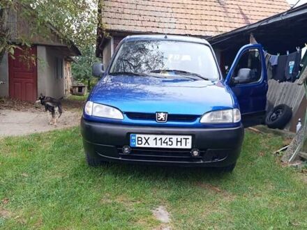 Синий Пежо Partner, объемом двигателя 1.9 л и пробегом 396 тыс. км за 2300 $, фото 1 на Automoto.ua