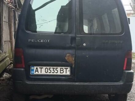 Синий Пежо Partner, объемом двигателя 1.9 л и пробегом 600 тыс. км за 1000 $, фото 1 на Automoto.ua