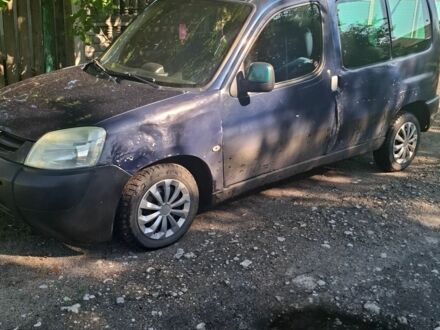 Пежо Partner 2003 у Баштанке на Automoto.ua Синій Пежо Partner, об'ємом двигуна 1.9 л та пробігом 470 тис. км за 2700 $, фото 1 на Automoto.ua