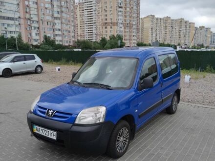 Синий Пежо Partner, объемом двигателя 1.4 л и пробегом 274 тыс. км за 3650 $, фото 1 на Automoto.ua