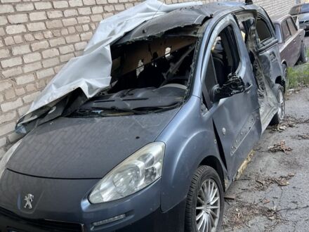 Синий Пежо Partner, объемом двигателя 1.6 л и пробегом 230 тыс. км за 2550 $, фото 1 на Automoto.ua