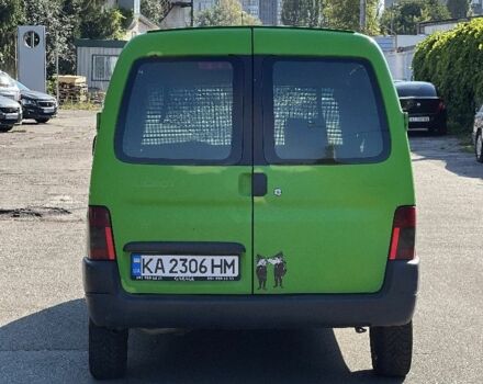 Зеленый Пежо Partner, объемом двигателя 1.9 л и пробегом 300 тыс. км за 2000 $, фото 1 на Automoto.ua