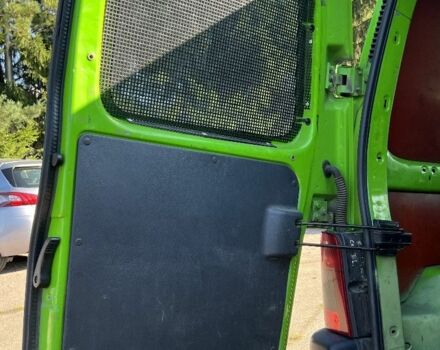 Зеленый Пежо Partner, объемом двигателя 1.9 л и пробегом 300 тыс. км за 2000 $, фото 10 на Automoto.ua