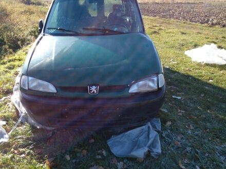 Зелений Пежо Partner, об'ємом двигуна 1.9 л та пробігом 220 тис. км за 2000 $, фото 1 на Automoto.ua