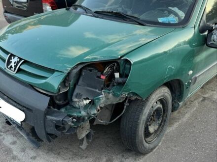 Пежо Partner 2007 в Нежине на Automoto.ua Зеленый Пежо Partner, объемом двигателя 1.9 л и пробегом 268 тыс. км за 1700 $, фото 1 на Automoto.ua