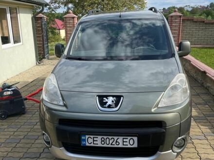 Пежо Partner 2012 у Чернівцях на Automoto.ua Зелений Пежо Partner, об'ємом двигуна 1.6 л та пробігом 216 тис. км за 7000 $, фото 1 на Automoto.ua