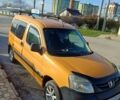Помаранчевий Пежо Partner, об'ємом двигуна 1.9 л та пробігом 207 тис. км за 2750 $, фото 1 на Automoto.ua