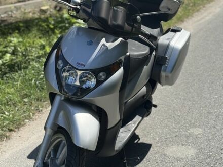 Піаджо Beverly, об'ємом двигуна 0.13 л та пробігом 0 тис. км за 1930 $, фото 1 на Automoto.ua