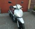 Серый Пиаджо Beverly, объемом двигателя 0 л и пробегом 33 тыс. км за 1350 $, фото 1 на Automoto.ua